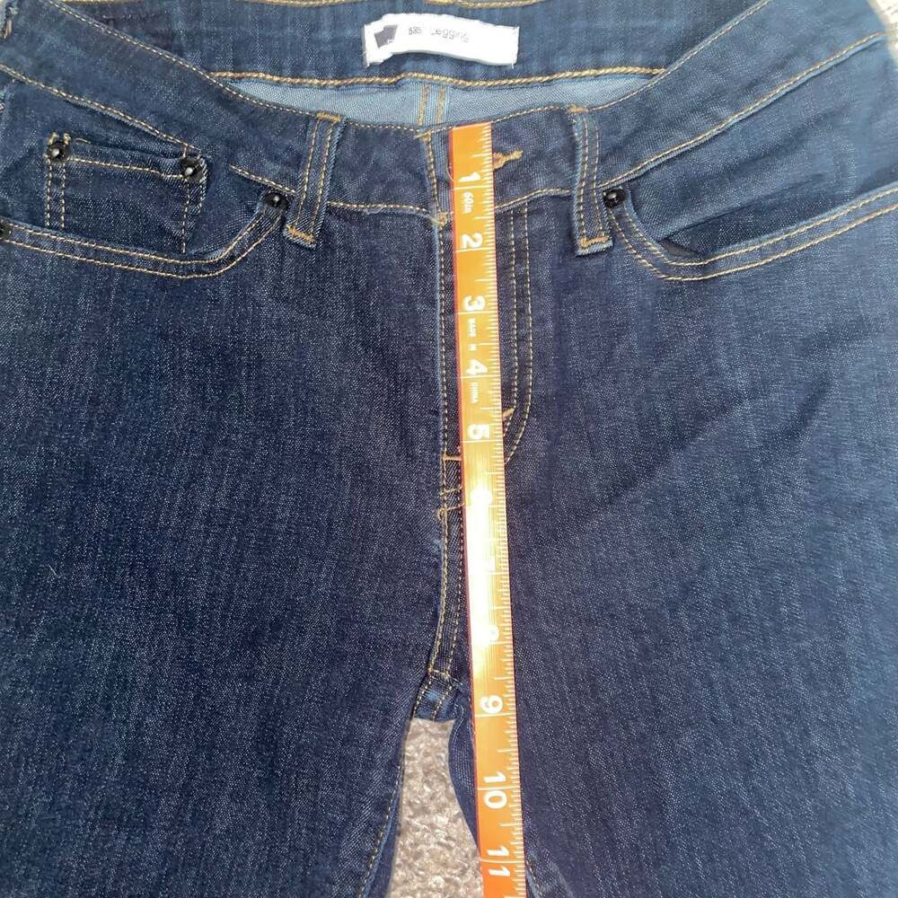 Levi's 535 Legging Dark Wash Skinny Jeans, Size 11M - Picture 3 of 7
